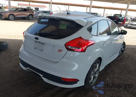 2017 Ford Focus St z USA, uszkodzony, nr VIN 1FADP3L97HL245807
